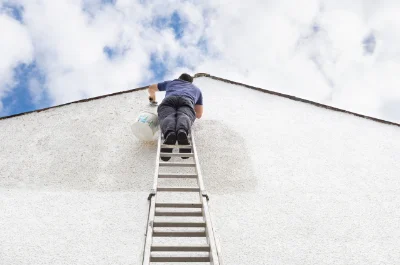 Peinture extérieure à Balogna — façades et ravalement